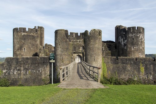 caerphilly_castle.jpeg